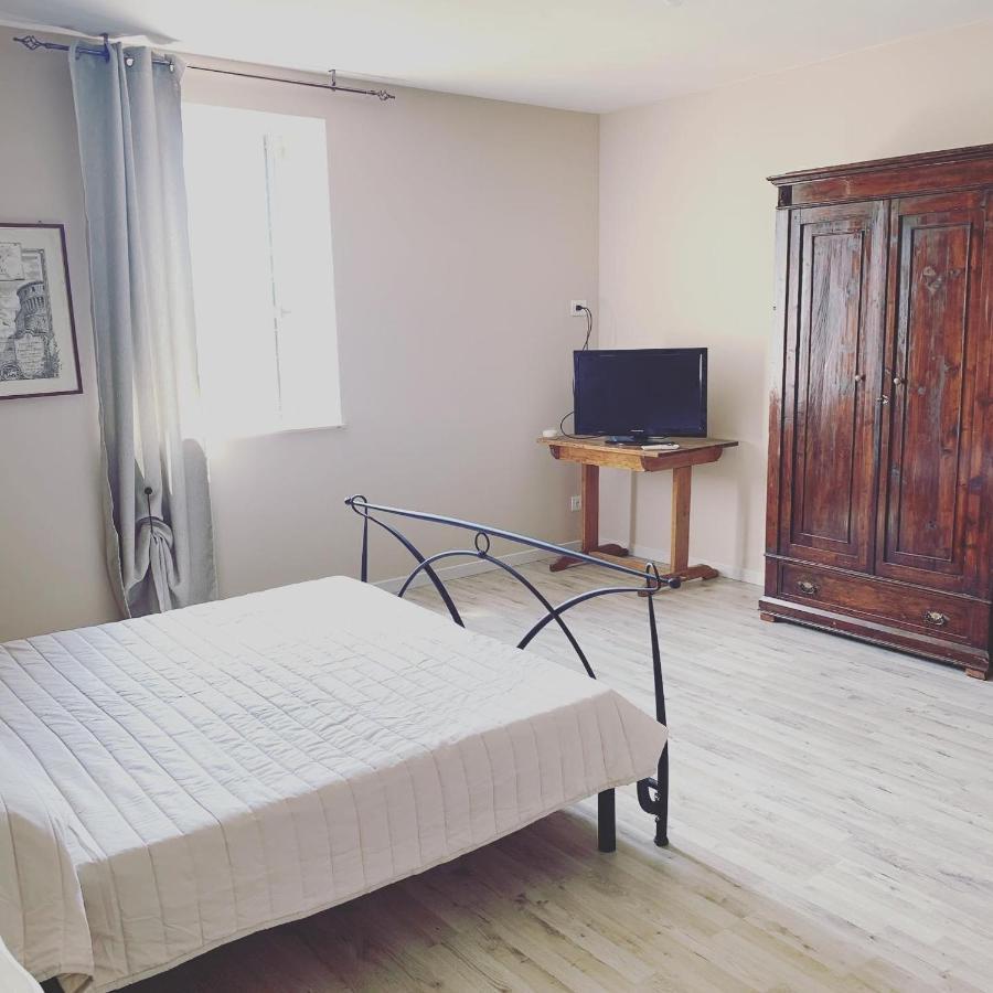 La Chiusa Bed And Breakfast Montichiari Dış mekan fotoğraf